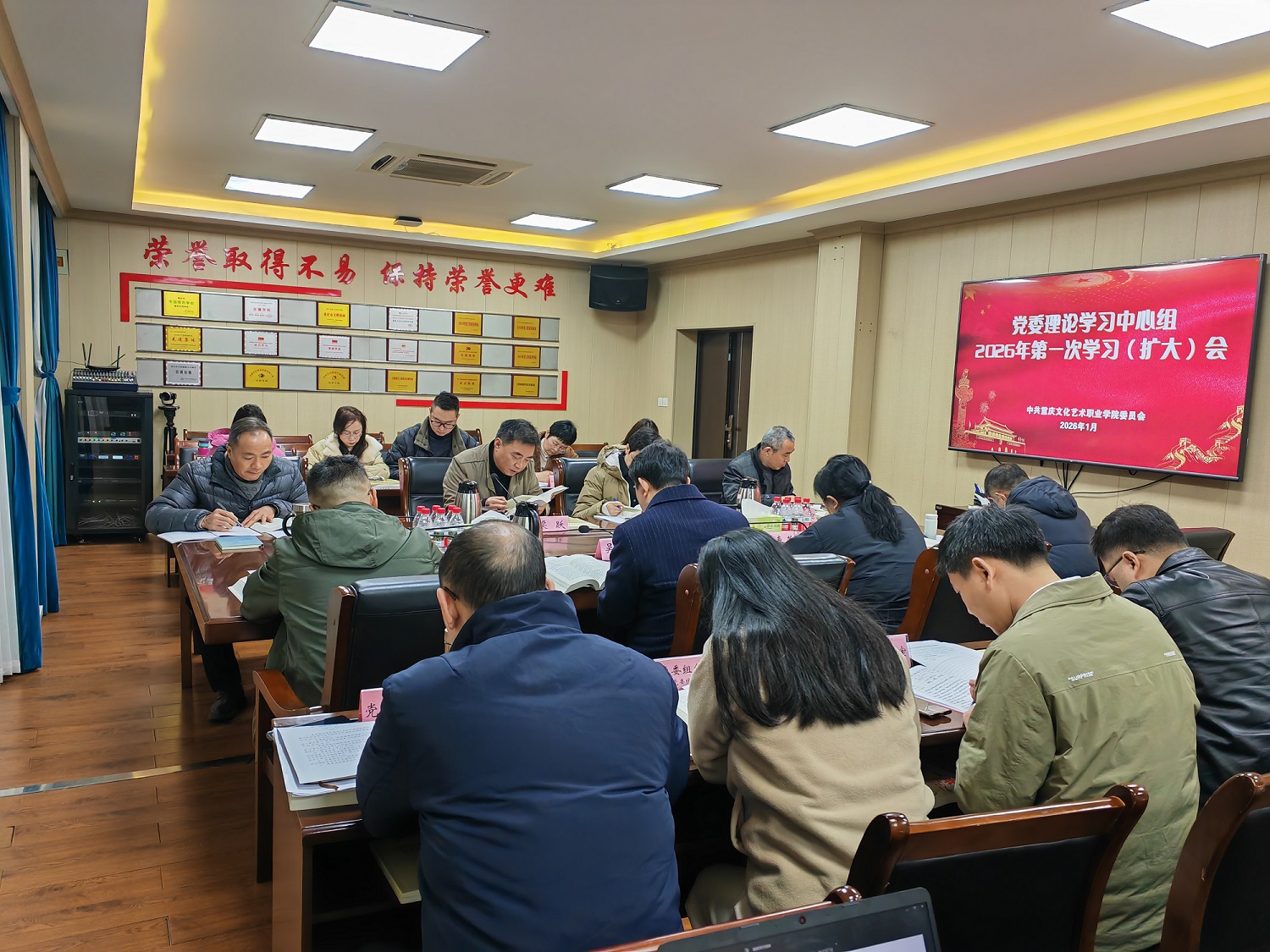 df7eb3502e28b74d6a71fd2263390bfe_origin(1)